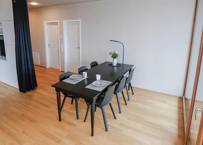 Penthousewohnung Mit Bergblick - Klimatisiert
