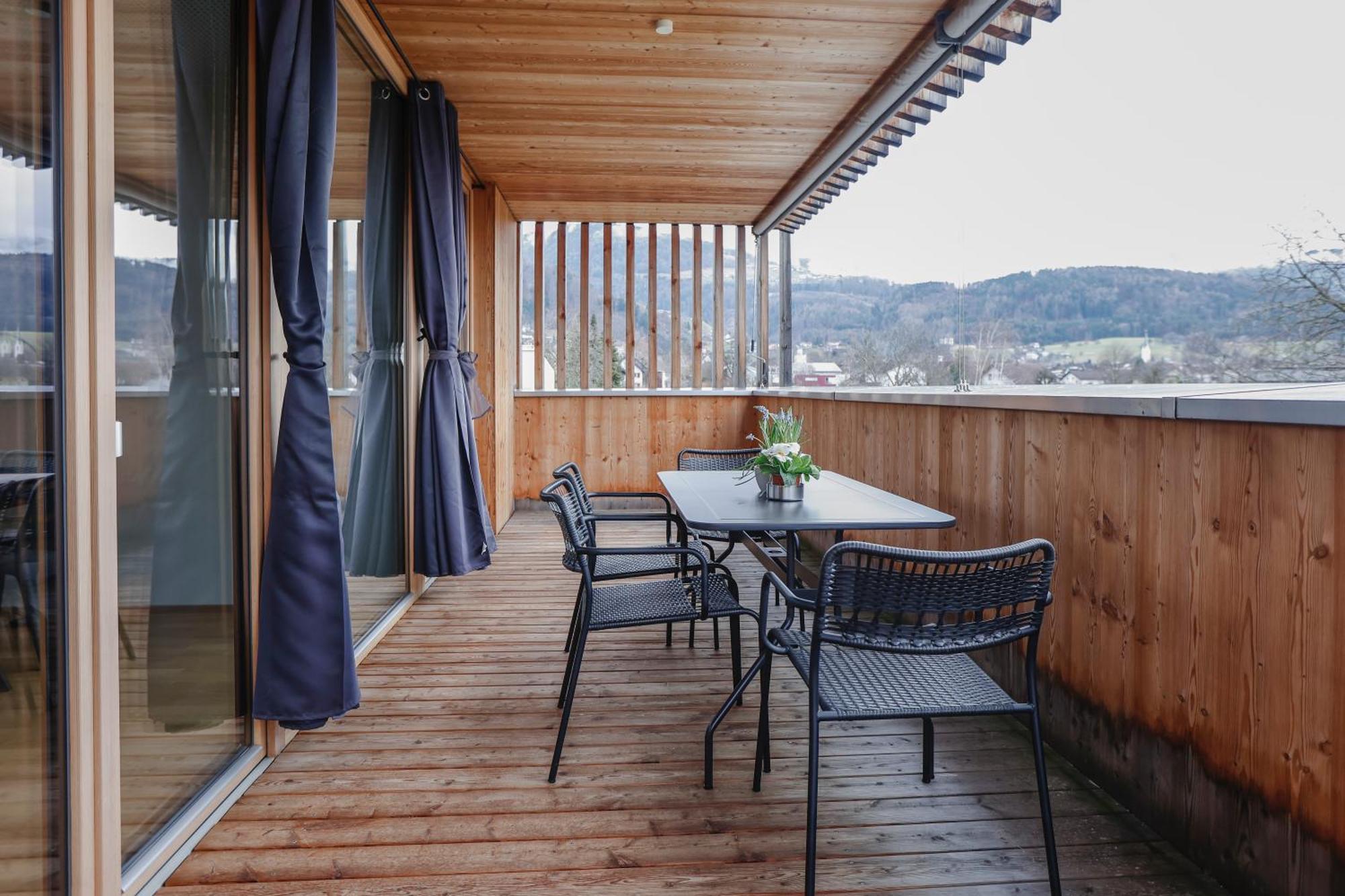 Penthousewohnung Mit Bergblick - Klimatisiert Apartment *